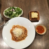 ボロネーゼ・スープ・サラダ・フォカッチャ