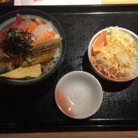 海鮮丼・サラダ