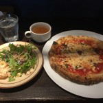 バジアン（バジル・アンチョビのピッツァ）　ピザ・サラダ・小前菜・スープ